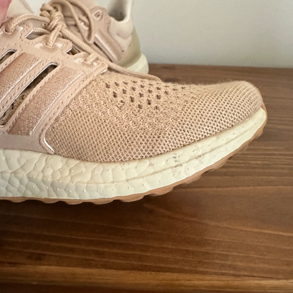 Adidas Ultraboost 1.0 Magic Beige - Picture 9 of 10
